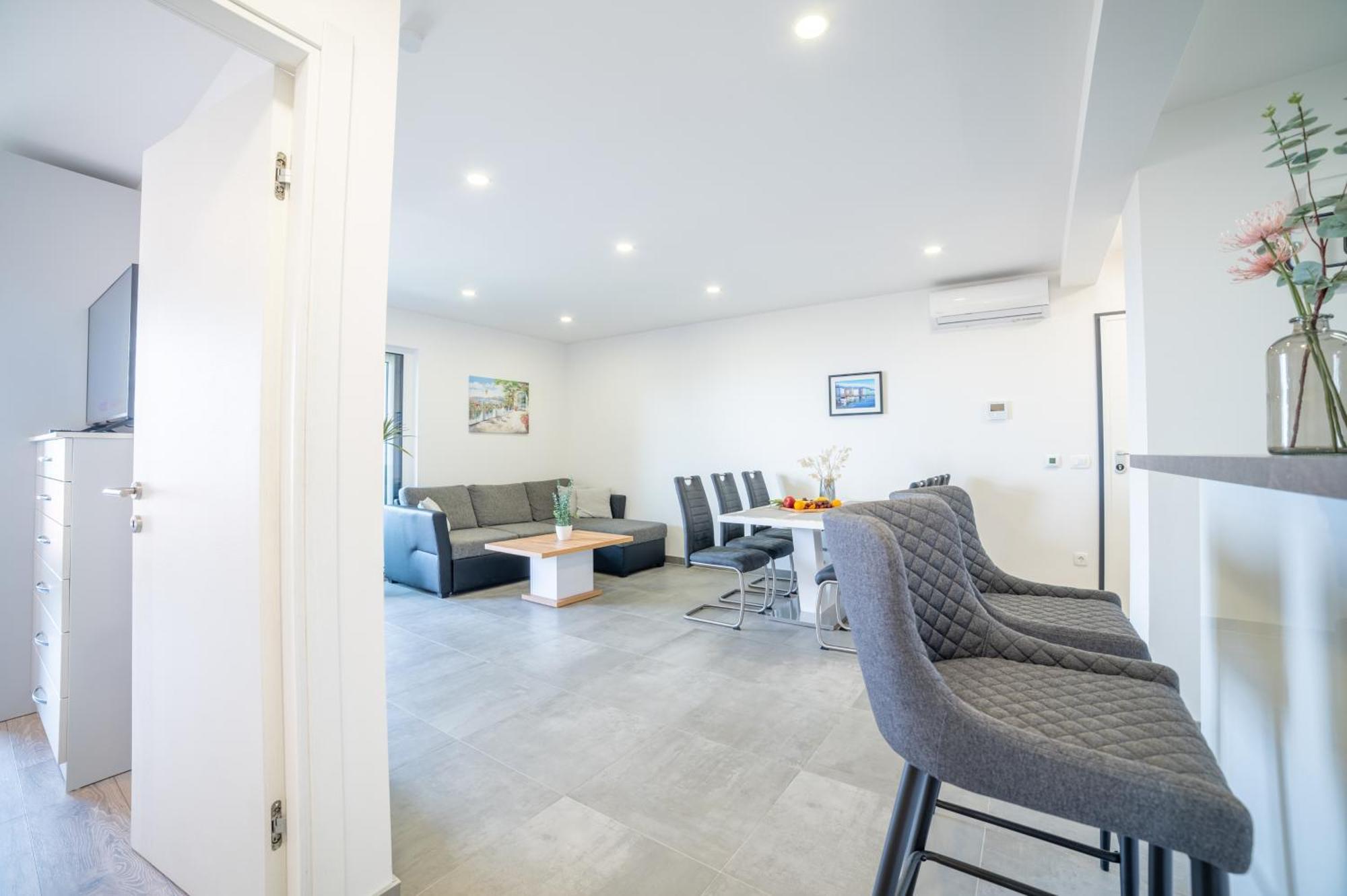 Luxury Karigo 5 Apartma *